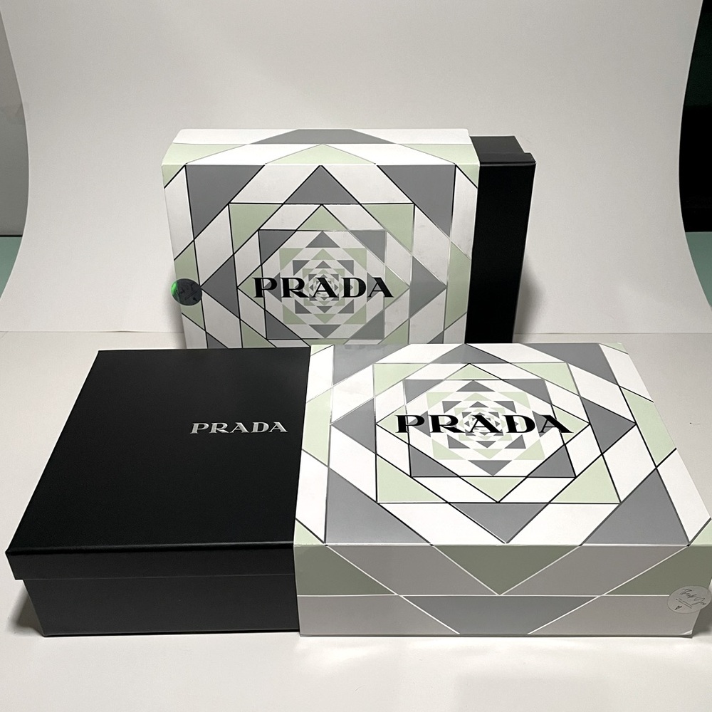 New, PRADA , boxes (one) - Picture 4 of 9